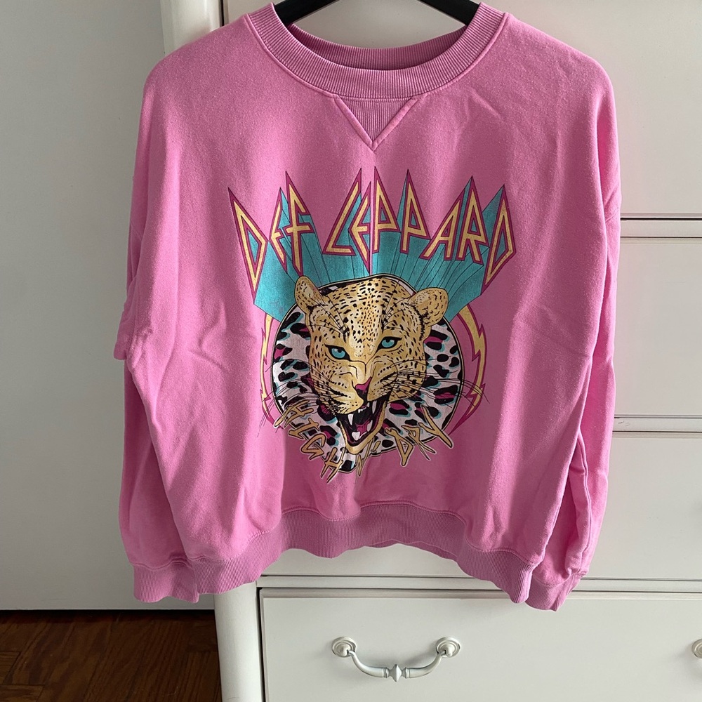 H&M Pink Def Leppard Graphic Sweater